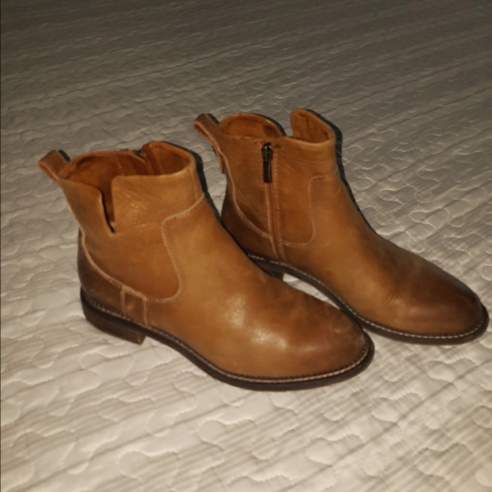 Leather boots